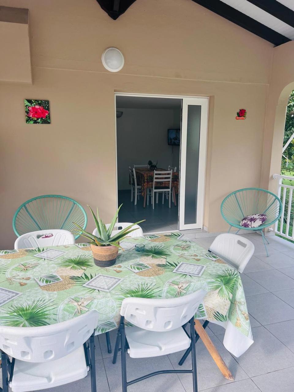 Logement Campagne Coquelicots Plaisance Le Lamentin Exterior foto